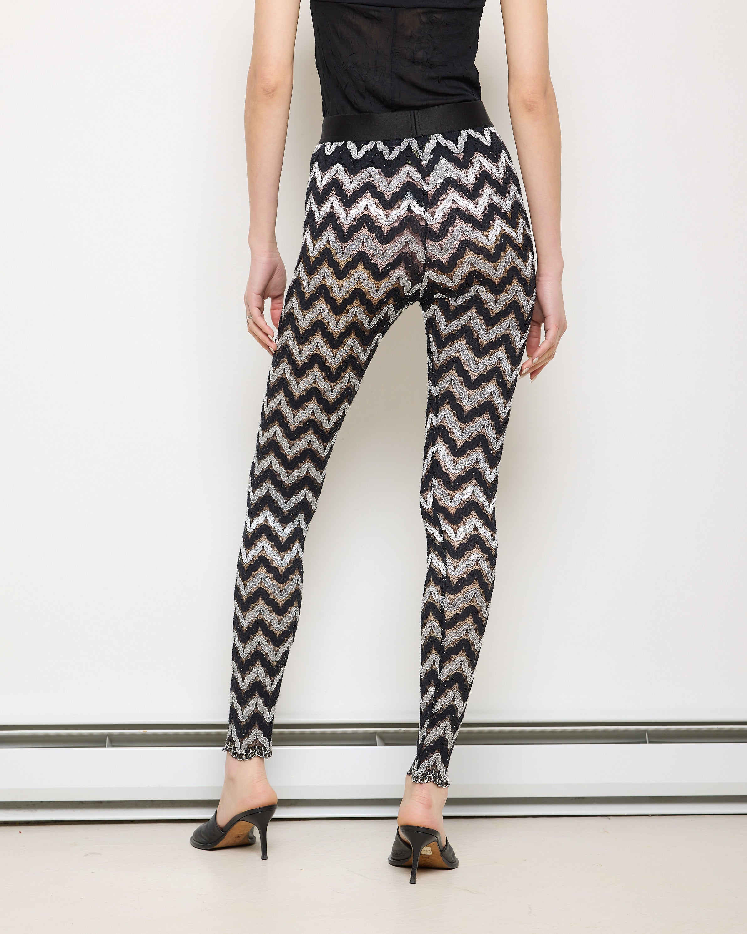 Rachel Comet Leggings, 40” Length, Size S Fit, Model 5’9”, Very Good Condition, Sleek Vintage Style
