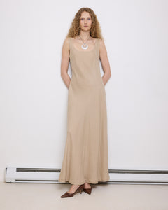 Spiagel Linen Dress, 60-inch length, size 12, suggested M–L. 100% linen. Model is 5'11", very good condition