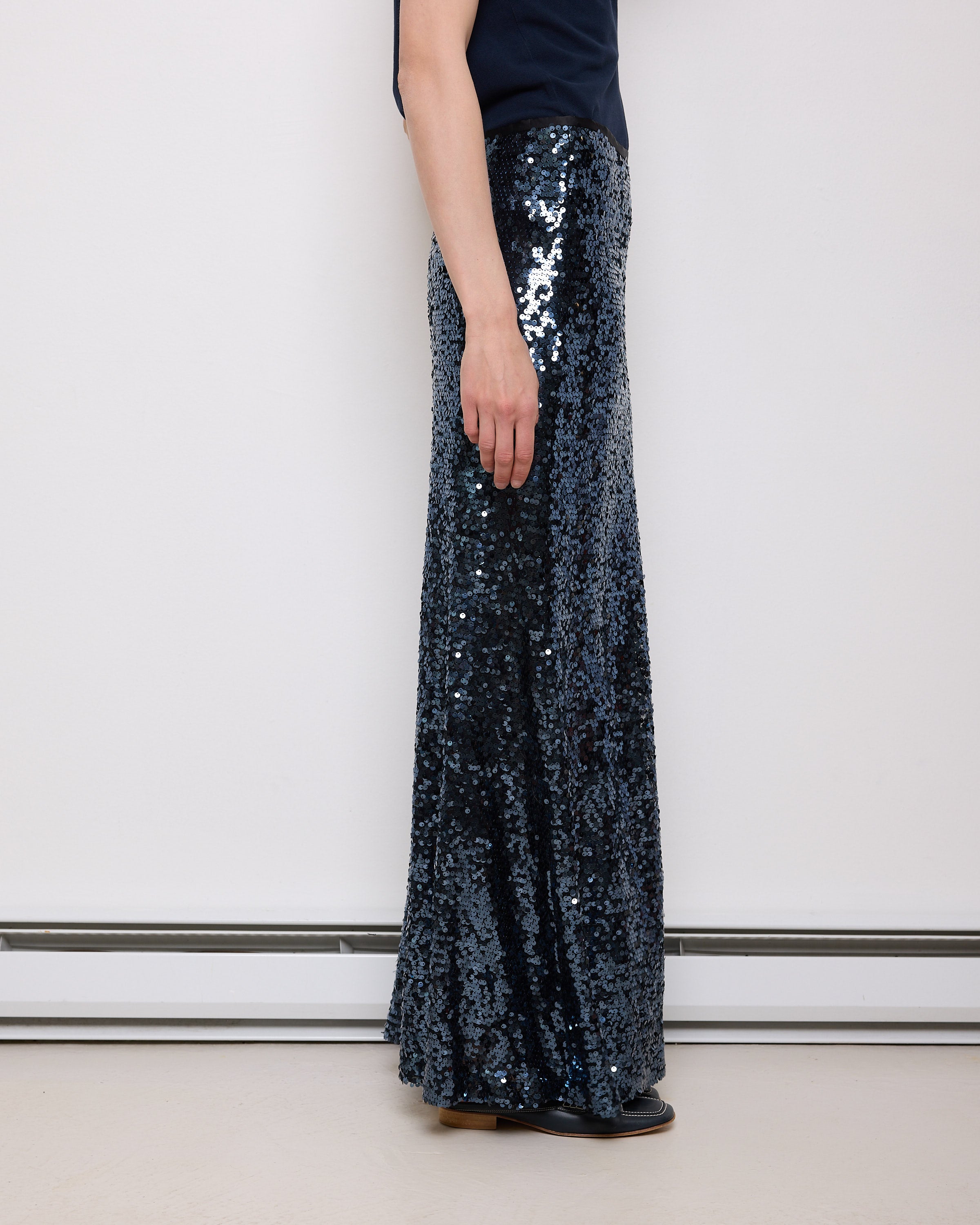 Sequined maxi skirt, size 8, 43-inch length, 15.5-inch waist. Model is 5'11", in perfect condition