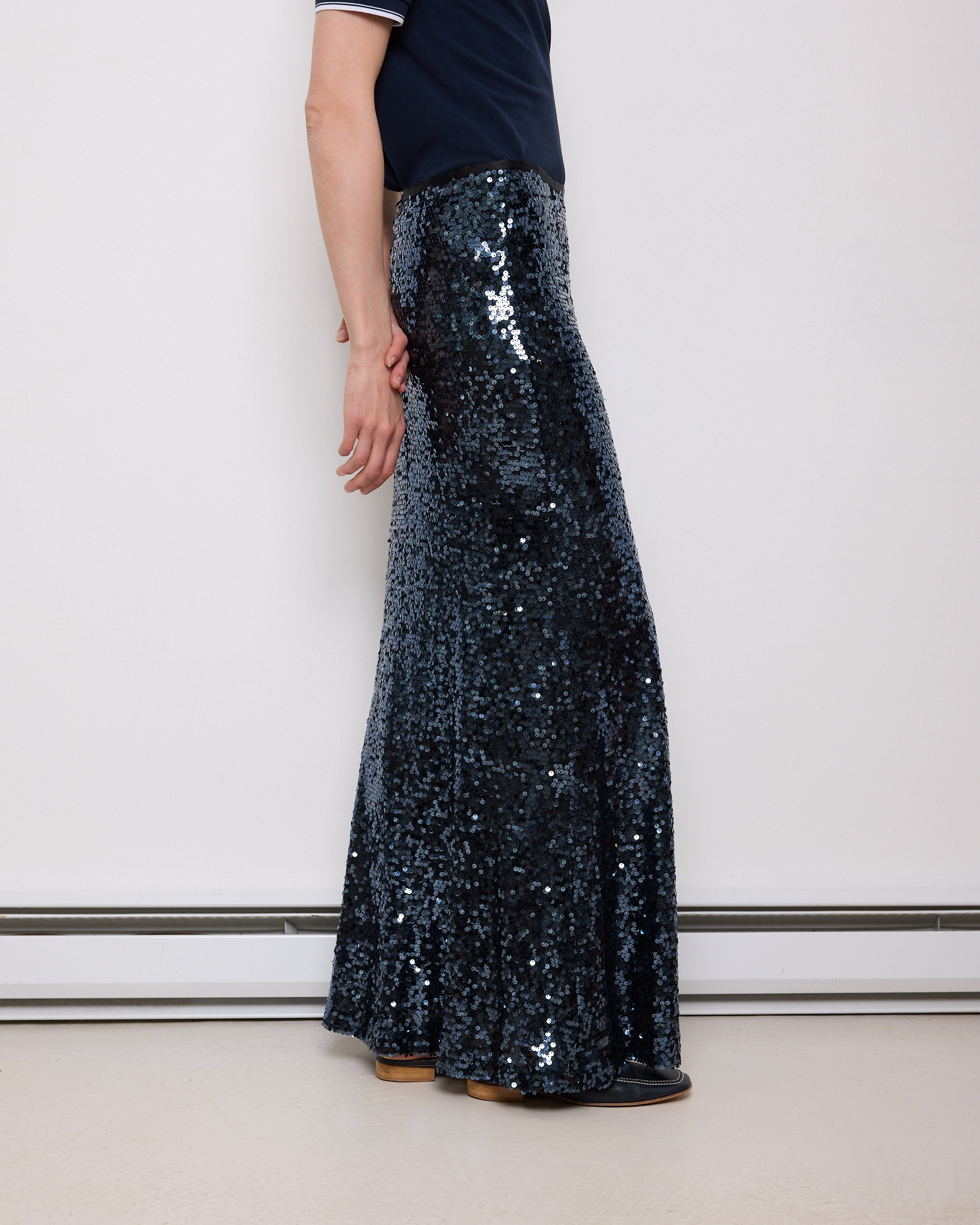 Sequined maxi skirt, size 8, 43-inch length, 15.5-inch waist. Model is 5'11", in perfect condition