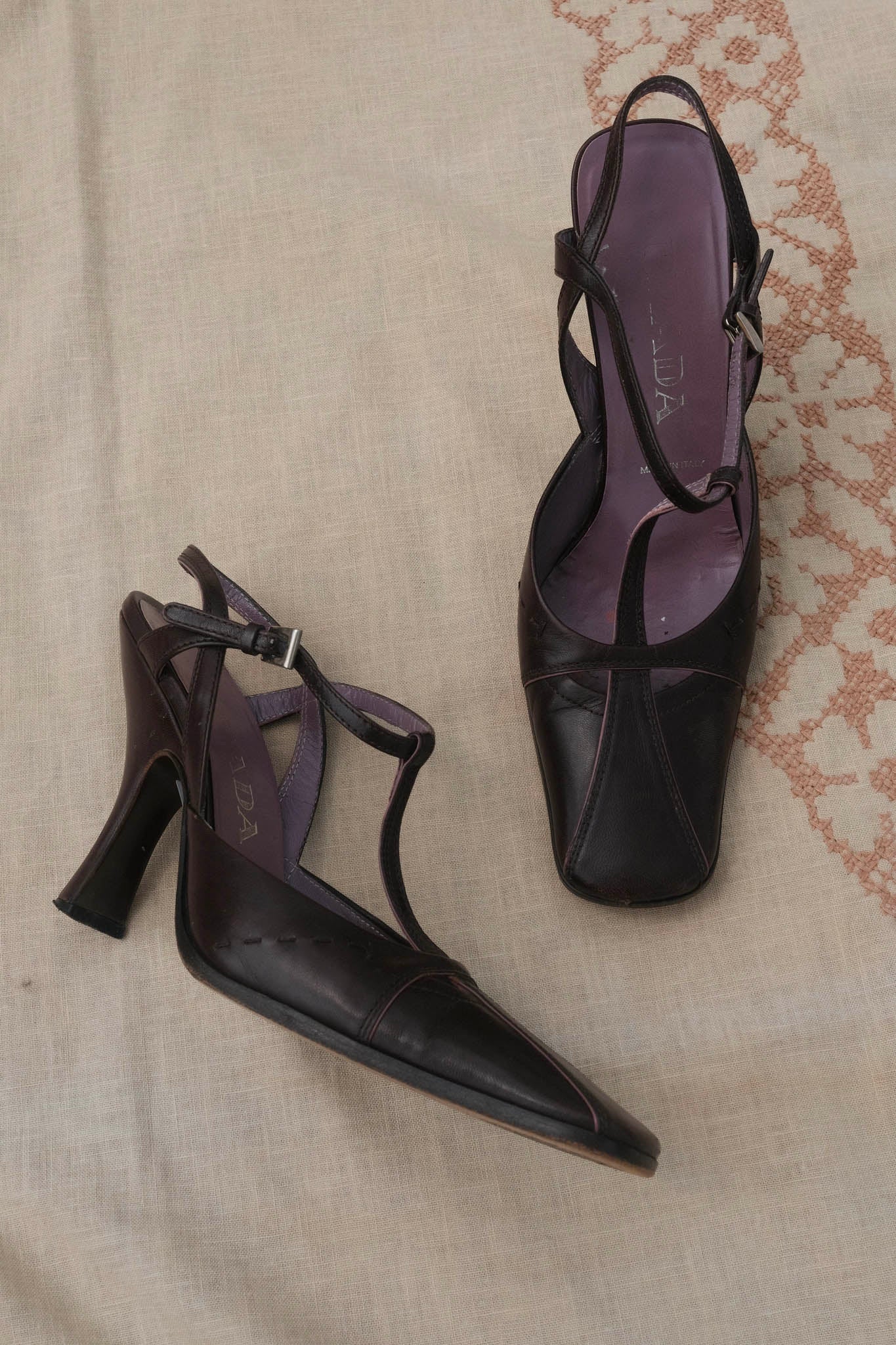 パンプス PRADA Purple Leather Pumps Violet Brushed leather pumps | PRADA